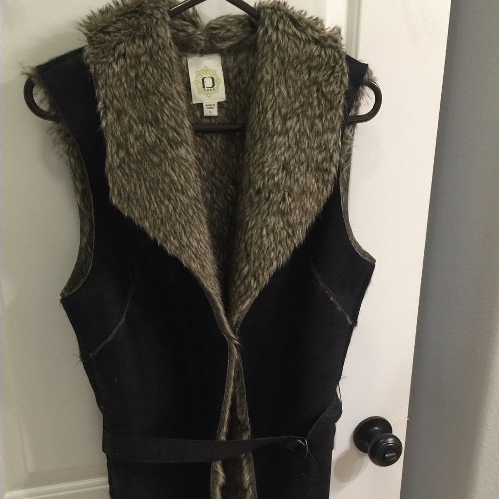 Fuda faux fur vest